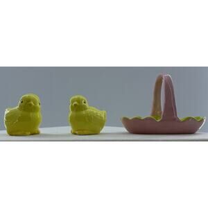 Transpac Ceramic Yellow Chicks in Pink Basket Salt & Pepper Shakers Easter Decor